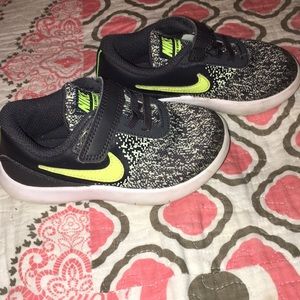 Nike Toddlers shoes GOOD Condition